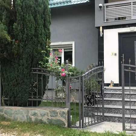 Luna Misevici * Hadžići