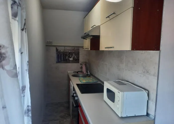 Luna Misevici * Hadžići