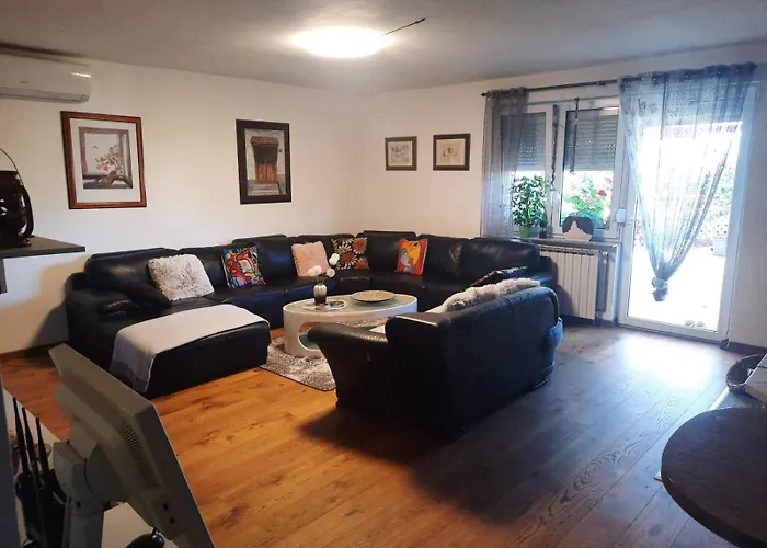 Luna Misevici Villa *