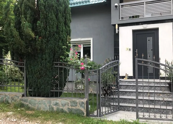 Luna Misevici * Hadžići